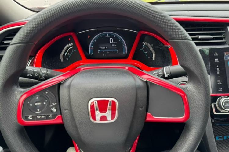 Used Honda Civic 2016 220TURBO CVT Luxury Edition
