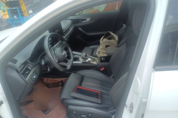 Used Audi A4L 2023 40 TFSI Luxury Dynamic Model