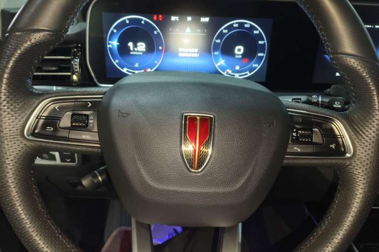 Used Hongqi HS5 2022 Revised Version 2.0T Smart Connect Flagship Edition
