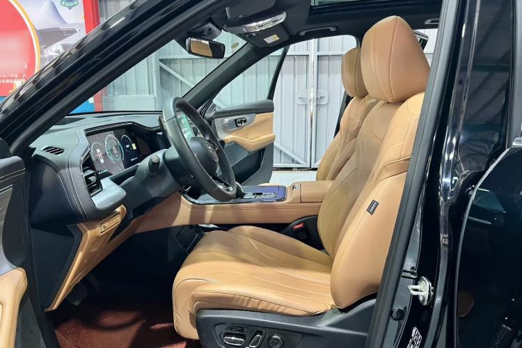 Used GAC Trumpchi ES9 2024 PHEV with 143 km Max
