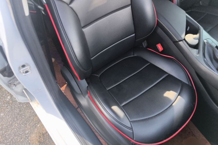 Used Roewe i5 2021 1.5L CVT Platinum Edition