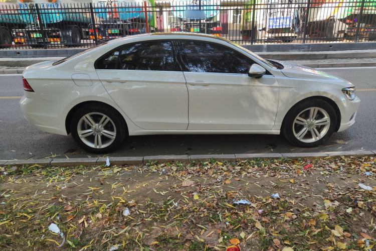 Used Volkswagen Lamando 2018 280TSI DSG Comfort Edition
