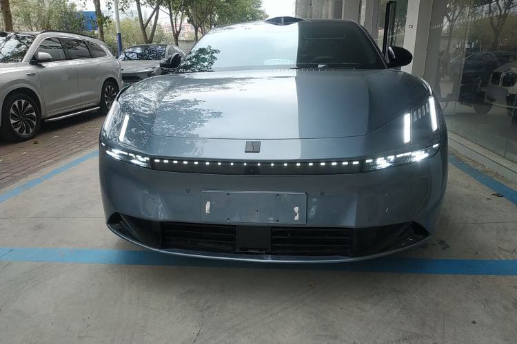 Used Lynk & Co Z10 2025 95 kWh 702 km All-Wheel Drive Intelligent Driving Ultra
