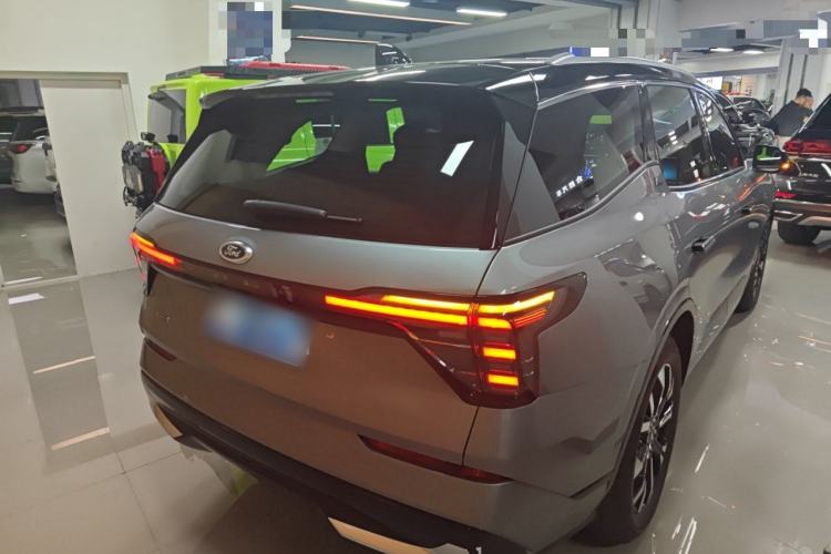 Used Ford Edge 2025 Ford Explorer L 2.0T EcoBoost E-Hybrid Four-Wheel-Drive 7-Seater Supreme Model
