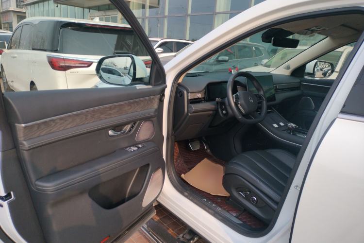 Used Hima AITO M7 2022 1.5T Four-Wheel Drive Flagship Edition
