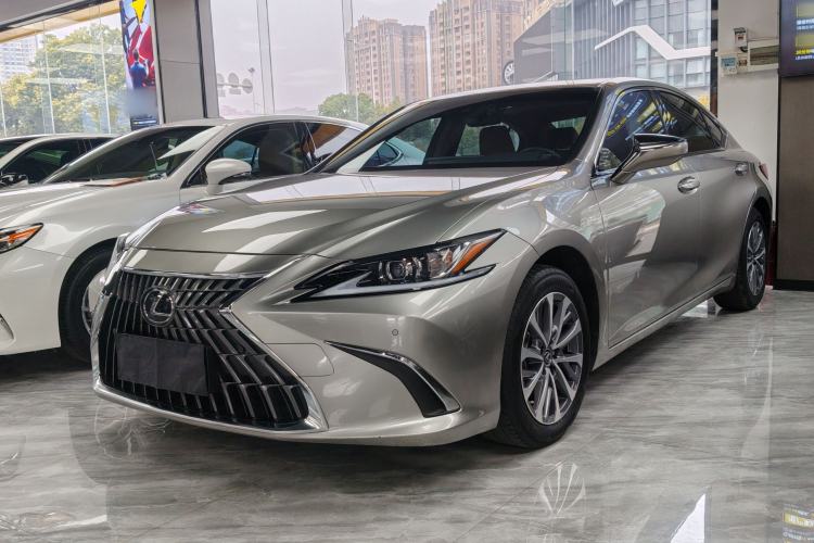 Used Lexus ES 2023 200 Excellence Edition