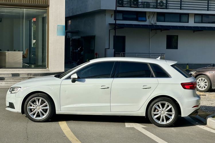 Used Audi A3 2018 30th Anniversary Edition Sportback 35 TFSI Ambition Model
