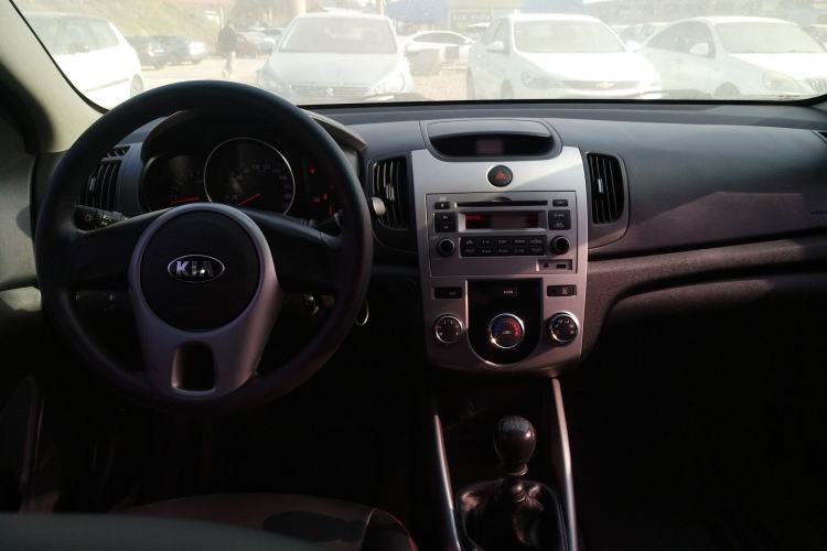 Used Kia Forte 2014 1.6L MT GL