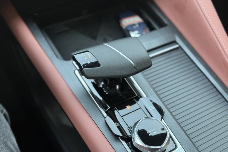 Used Changan CS75 PLUS 2024 3rd Generation Champion Edition 1.5T Intelligent Drive Dynamic Model
