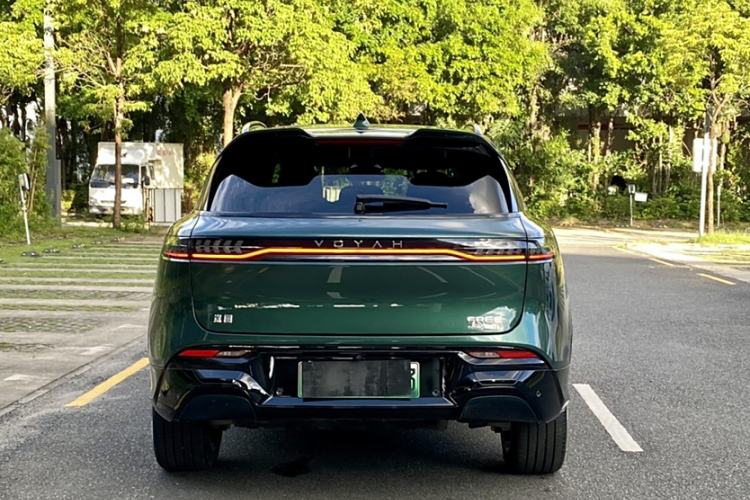 Used VOYAH FREE 2025 318 259 km All-Wheel-Drive Exploration Edition
