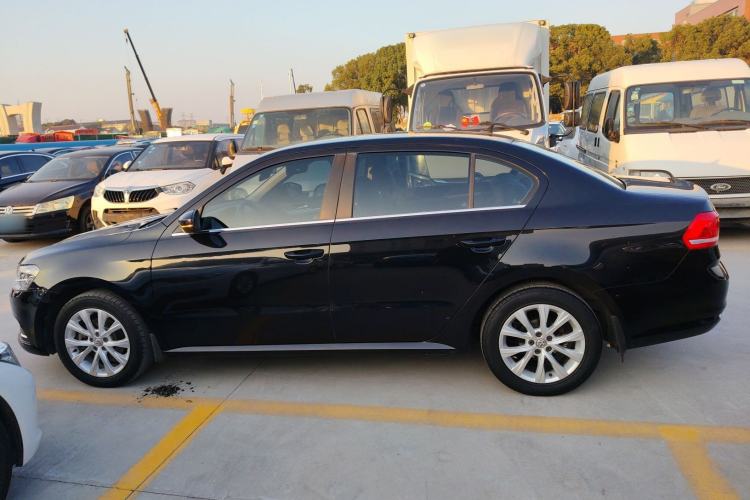 Used Volkswagen Lavida 2017 1.6L Automatic Comfort Edition