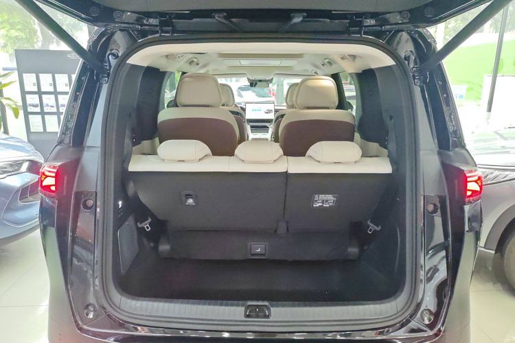 Used BYD Xia 2025 DM-i 1.5T 180km Excellence Model
