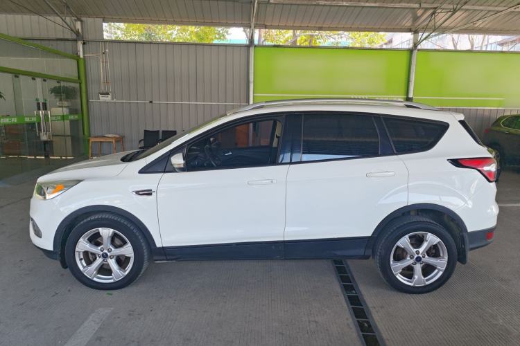 Used Ford Kuga 2017 EcoBoost 180 Two-Wheel-Drive Elite Trim
