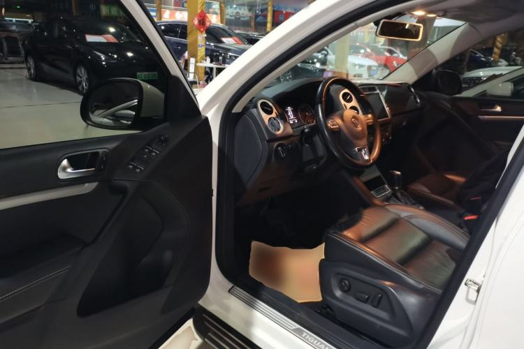 Used Volkswagen Tiguan 2017 300TSI Automatic Two-Wheel Drive Silk Road Comfort Edition