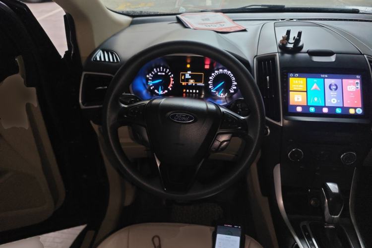 Used Ford Edge 2016 EcoBoost 245 Two-Wheel-Drive Titanium 5-Seater
