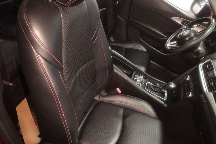 Used Mazda Mazda 3 Axela 2019 Cloud-Controlled Sedan 1.5L Automatic Luxury Model China VI Standard
