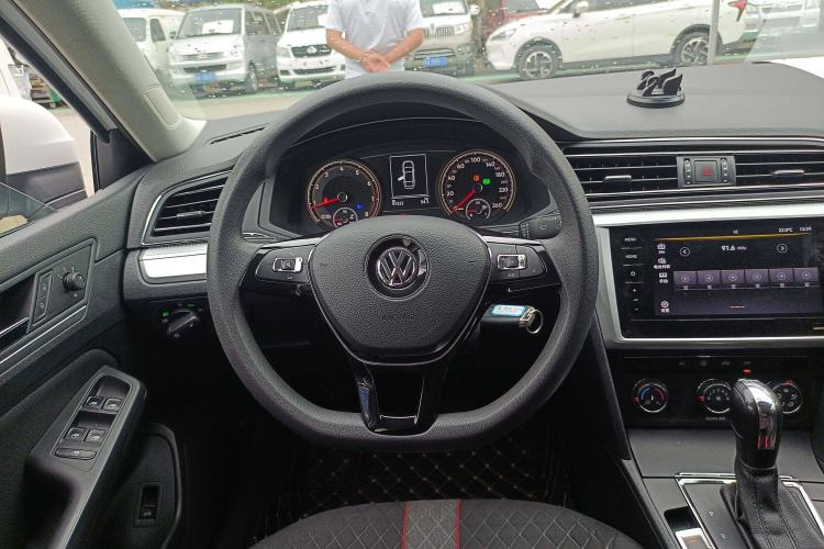 Used Volkswagen Lamando 2021 230TSI DSG Fashion Edition
