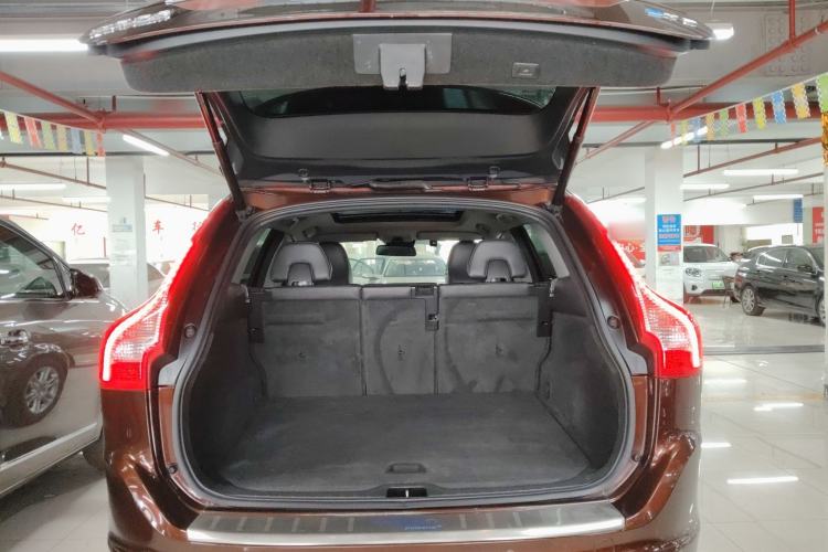 Used Volvo XC60 2016 T5 Smart Upgrade Model