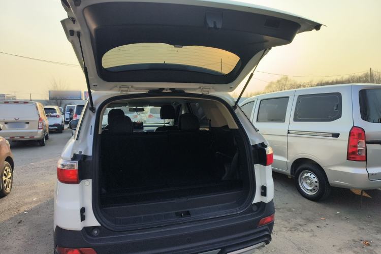 Used Dongfeng Fengon S560 2019 1.8L Manual Urban Model