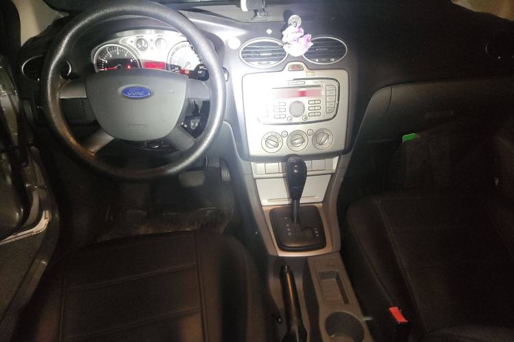 Used Ford Focus 2013 Hatchback Classic 1.8L Automatic Base Model
