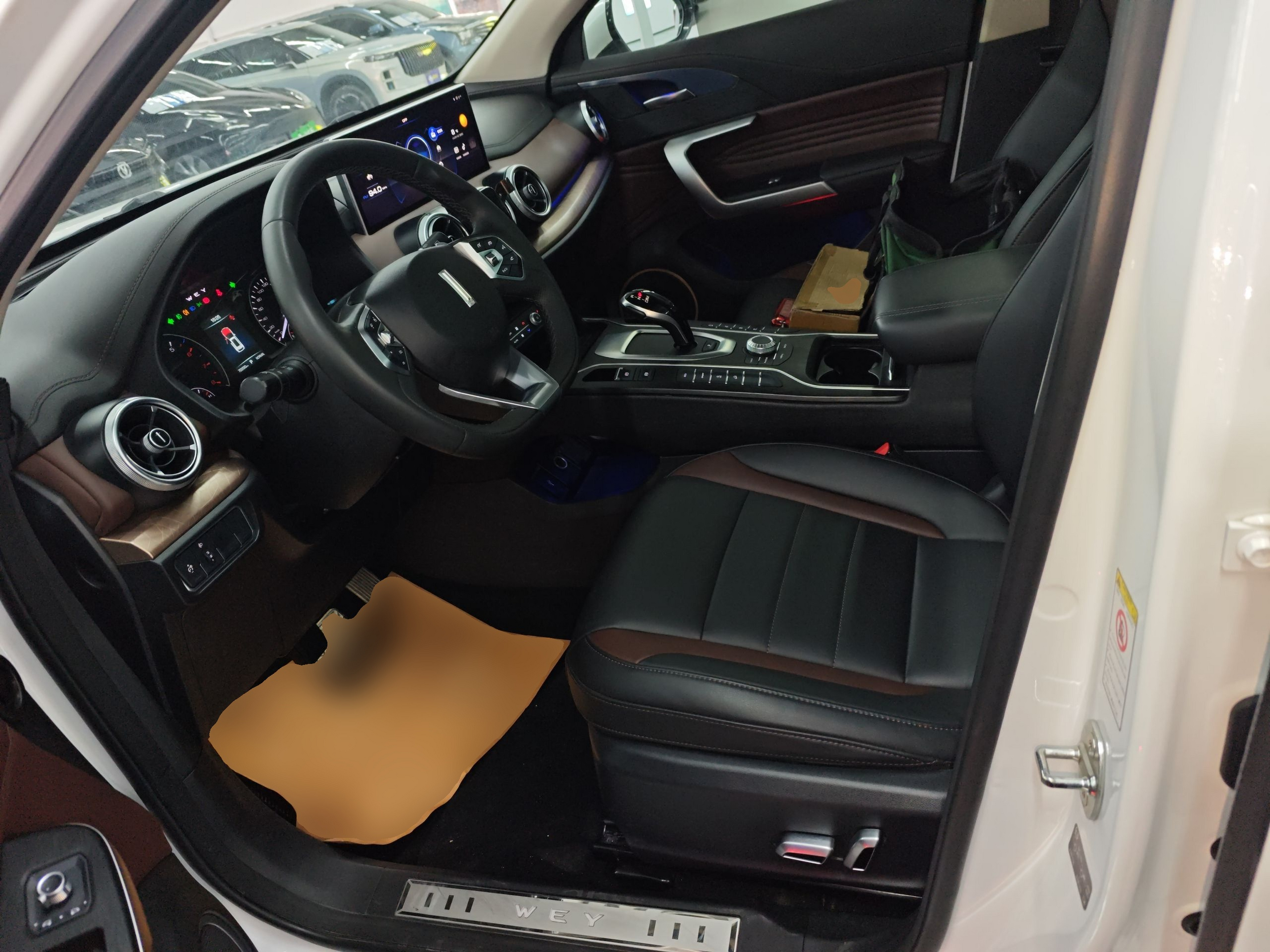 Переднее сиденье в автомобиле