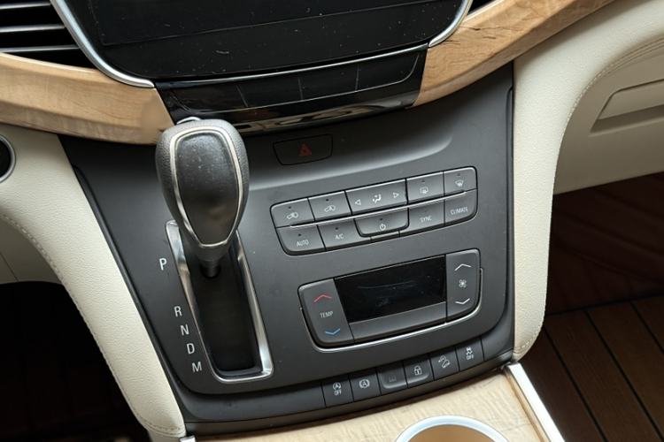 Used Buick GL8 2018 ES 28T Comfort Model China VI Standard
