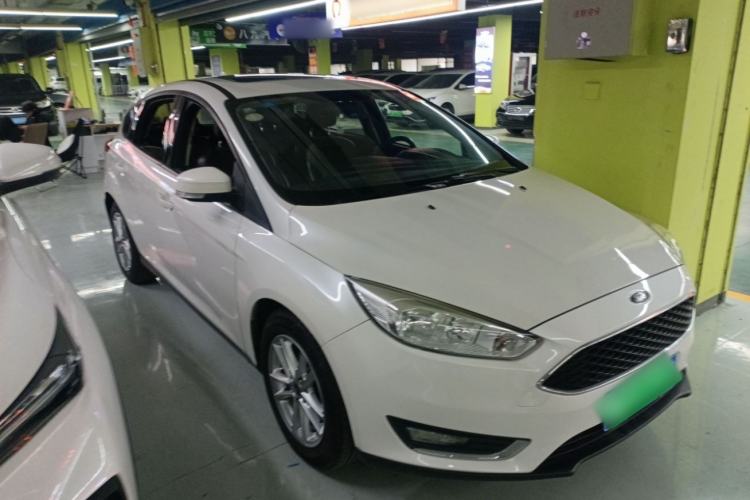 Used Ford Focus 2017 Hatchback 1.6L Automatic Fashion Edition Smart Drive Version