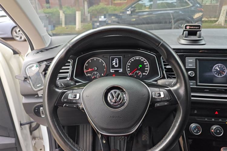 Used Volkswagen T-ROC 2018 280TSI DSG Two-Wheel-Drive Comfort Version China V Standard
