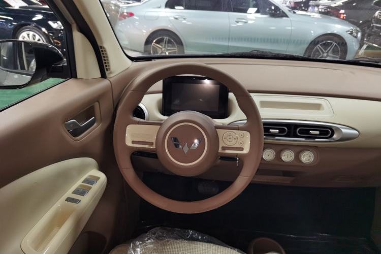 Used Wuling Hongguang MINIEV 2025 Four-Door Version Advanced Edition
