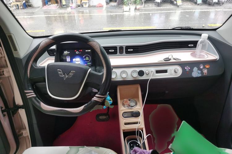 Used Wuling Hongguang MINIEV 2022 Macaron Premium Model – Lithium Ternary Battery
