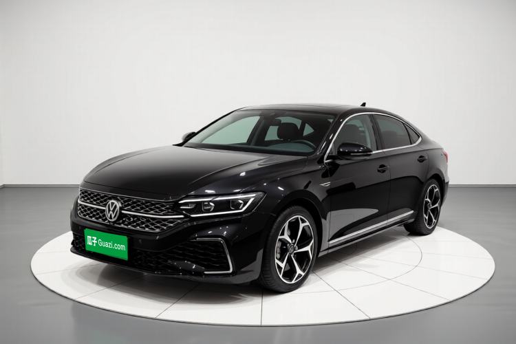 Used Volkswagen Passat 2023 Restyled 330TSI Starry Luxury Edition
