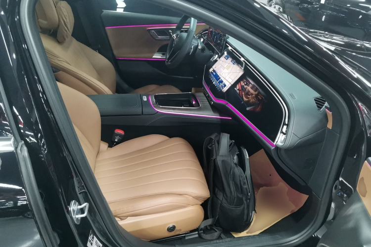 Used Mercedes-Benz E-Class New Energy 2024 E 350 e L Plug-in Hybrid Sedan