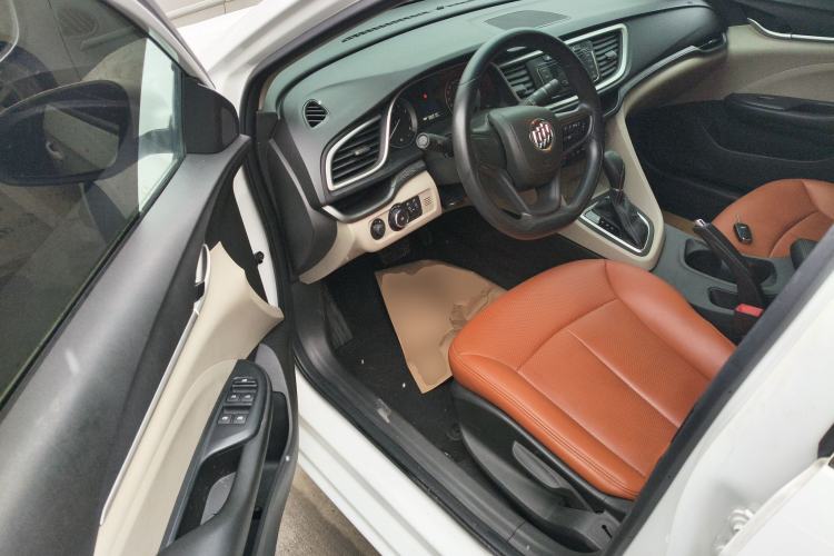 Used Buick GT 2018 15T Dual-Clutch Advanced Model China V Standard