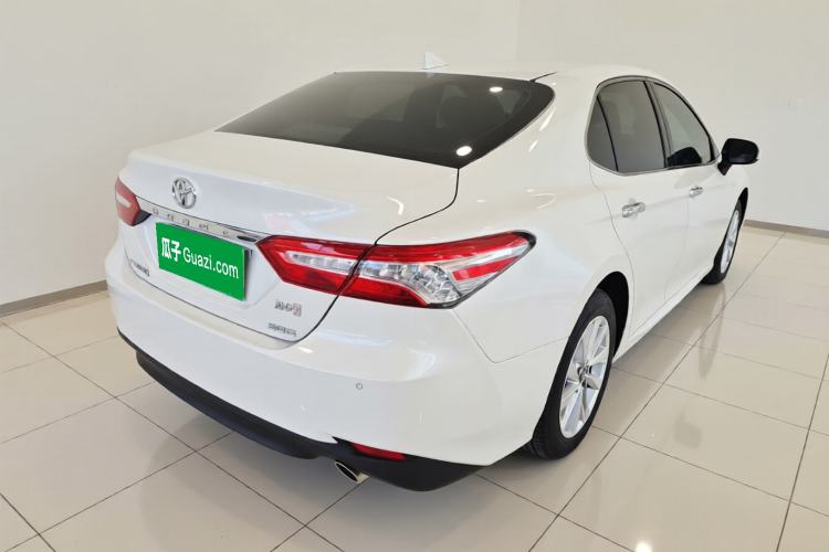Used Toyota Camry 2021 2.0G Luxury Edition
