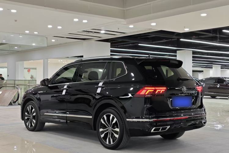 Used Volkswagen Tiguan L 2022 330TSI Automatic Two-Wheel Drive R-Line Enhanced Edition