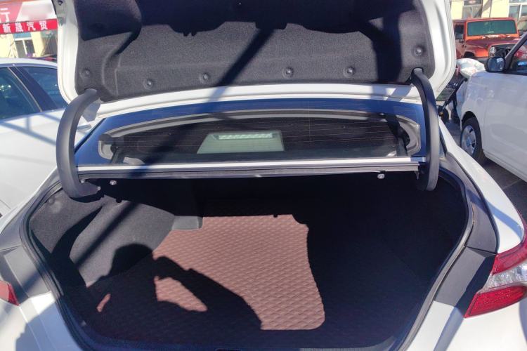 Used Toyota Camry 2018 2.0S FENGSHANG Edition
