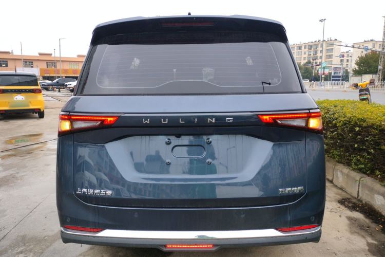 Used Wuling Jiachen 2022 1.5T Manual Comfort & Dynamic Version
