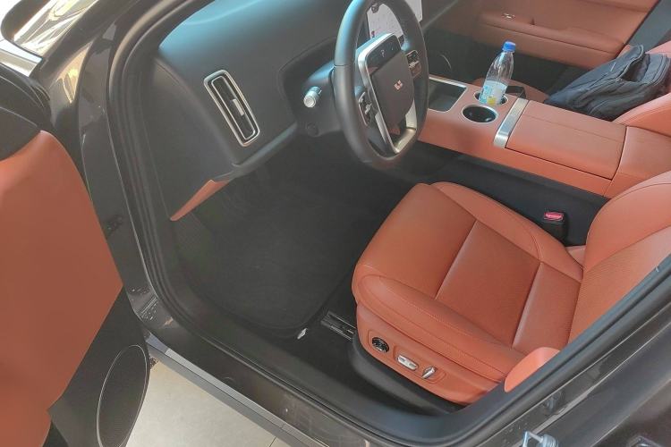 Used Li Auto L6 2024 PRO Model
