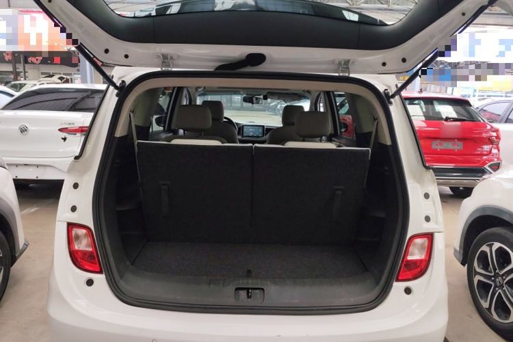 Used Buick GL6 2018 18T 6-Seater Elite Model
