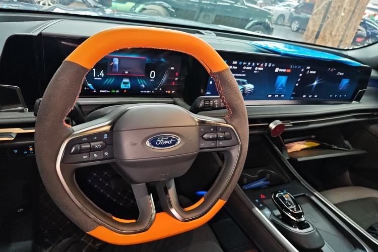 Used Ford Edge 2023 Ford Explorer L 2.0T EcoBoost Four-Wheel Drive 7-Seater Supreme Model
