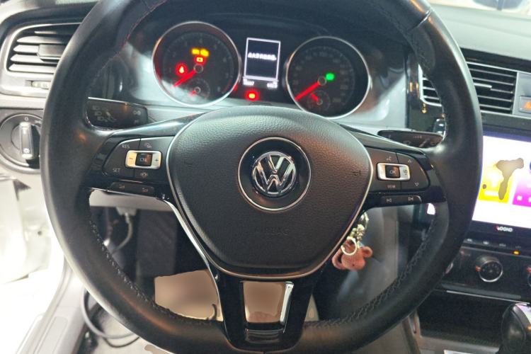 Used Volkswagen Golf 2019 200TSI DSG Comfort & Ambition Edition China VI Standard