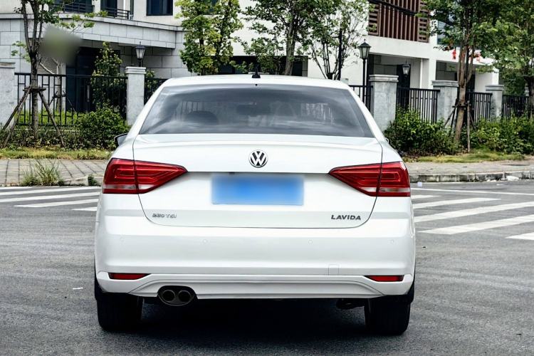 Used Volkswagen Lavida 2017 230TSI DSG Comfort Edition

