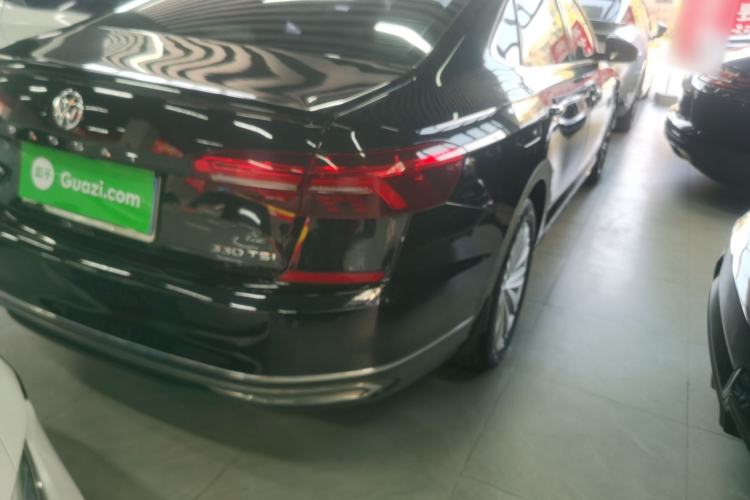 Used Volkswagen Passat 2019 330TSI Elite Edition China VI
