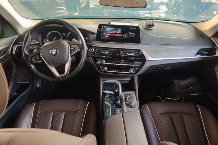 Used BMW 5 Series 2018 530Li Leading Edition Luxury Package
