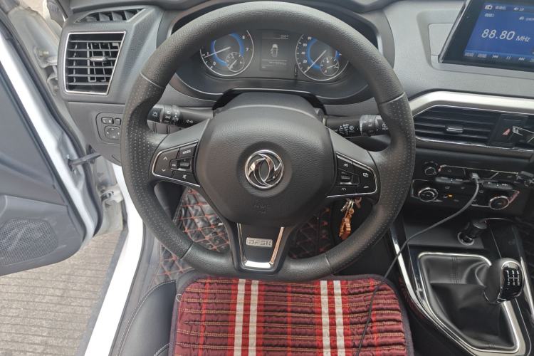 Used Dongfeng Fengon S560 2018 1.8L Manual Urban Model 7 Seats