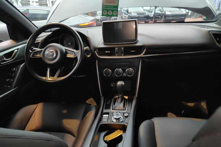 Used Mazda CX-4 2018 2.0L Automatic Two-Wheel Drive Blue Sky Dynamic Version China V Standard