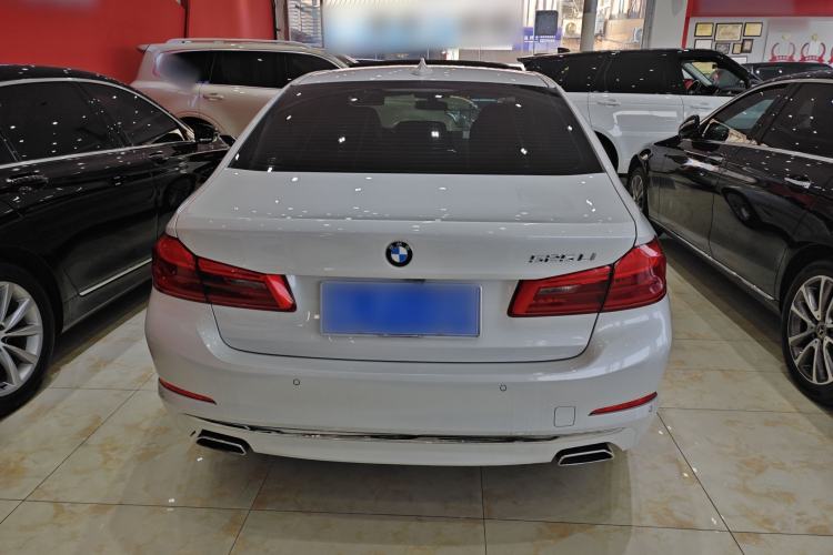 Used BMW 5 Series 2019 525Li Luxury Package
