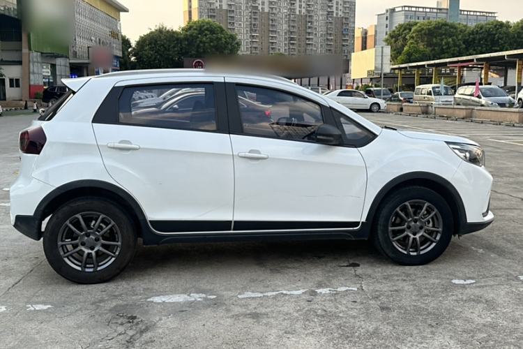 Used Geely Auto Vision X3 2021 PRO 1.5L CVT Deluxe Model
