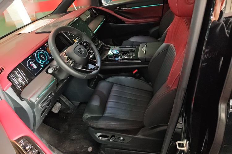 Used GAC Trumpchi M8 2023 Zongshi Series 400T Flagship Edition
