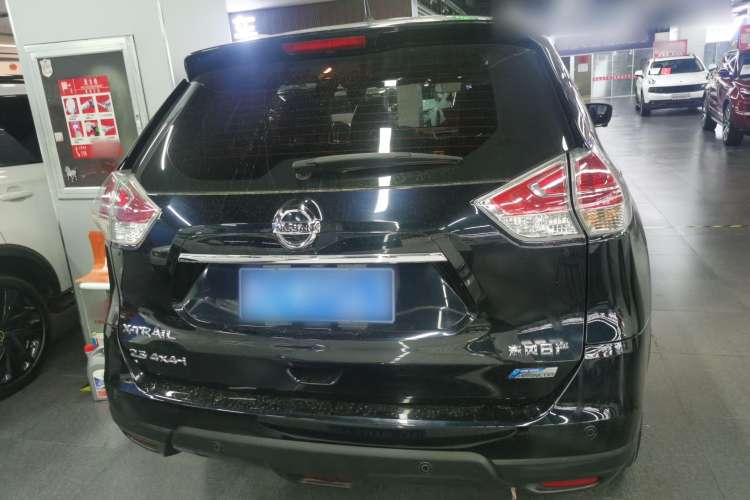 Used Nissan X-Trail 2014 2.5L CVT Ultimate Edition 4WD
